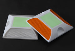 自发光突起路标介绍