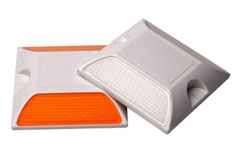 全塑突起路标介绍